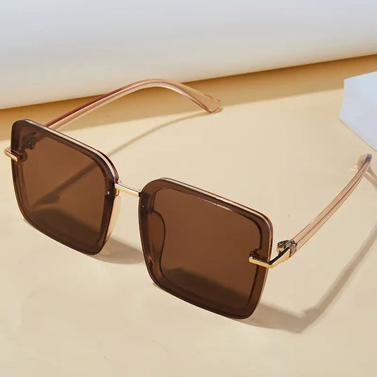 Lunivè Women's Vintage Square Frame Sunglasses
